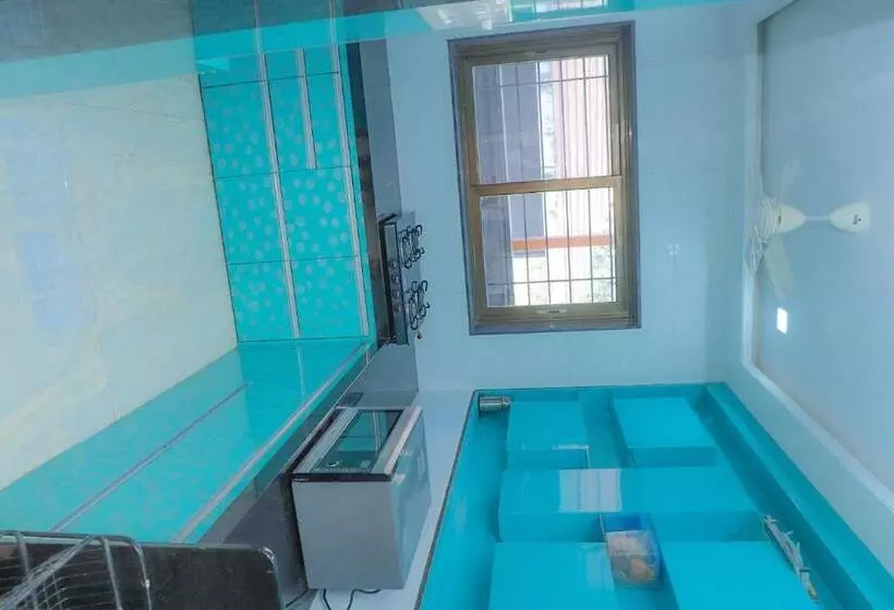 Hotelli Orchid Villa