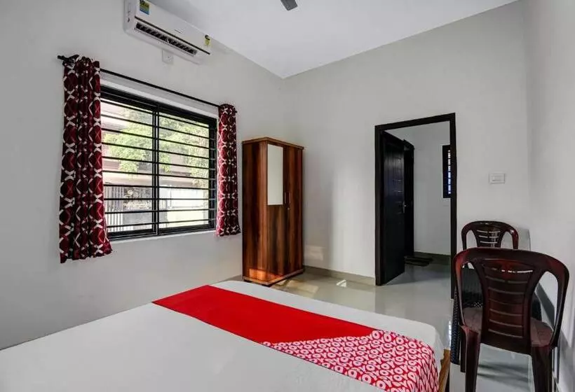 ホテル Oyo Flagship Golden Residency Manjeri