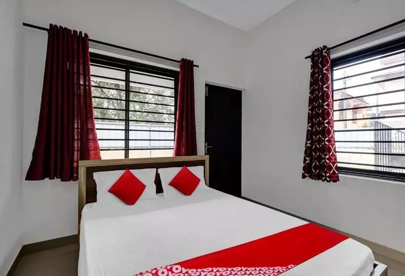 ホテル Oyo Flagship Golden Residency Manjeri