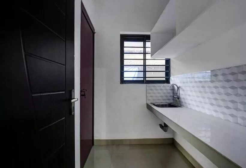 ホテル Oyo Flagship Golden Residency Manjeri