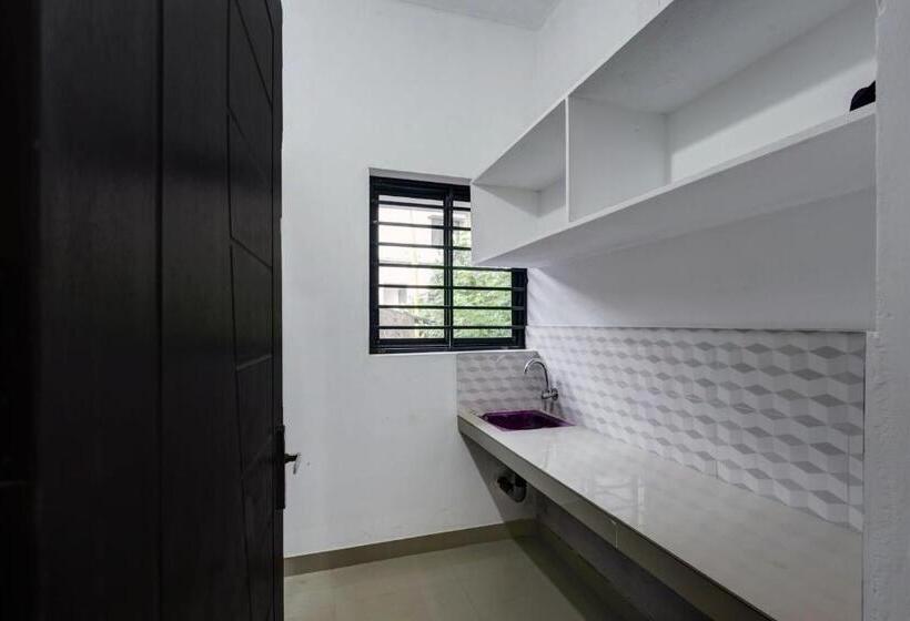 Hotel Oyo Flagship Golden Residency Manjeri