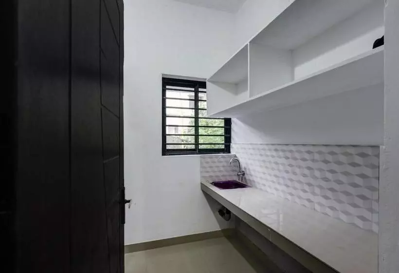 ホテル Oyo Flagship Golden Residency Manjeri