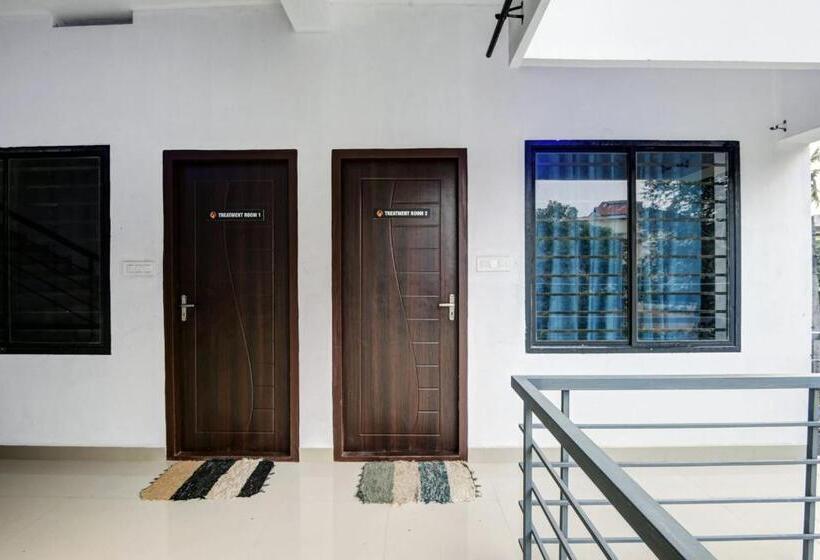 Hotel Oyo Flagship Golden Residency Manjeri