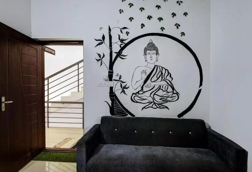 ホテル Oyo Flagship Golden Residency Manjeri