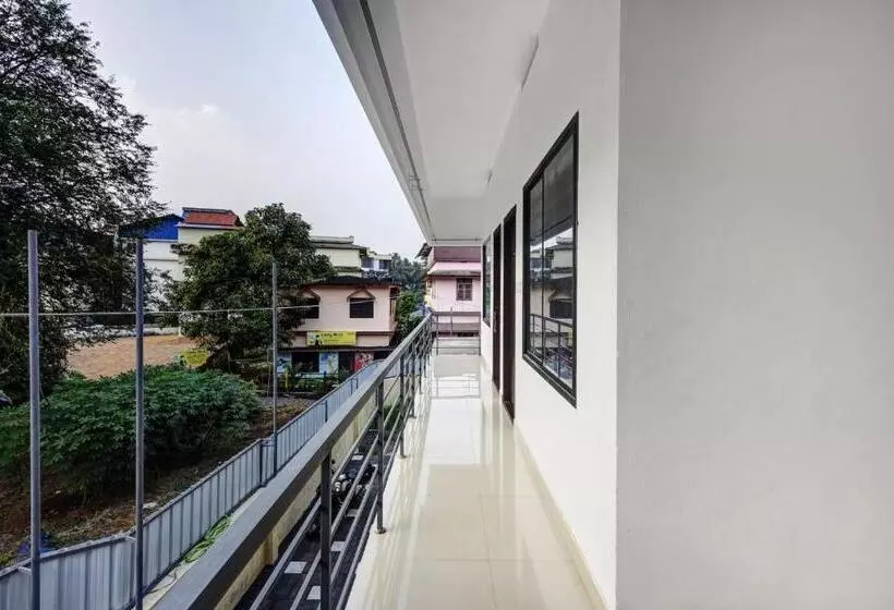 ホテル Oyo Flagship Golden Residency Manjeri