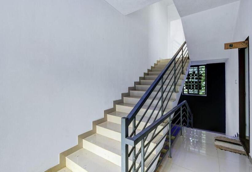 Hotel Oyo Flagship Golden Residency Manjeri