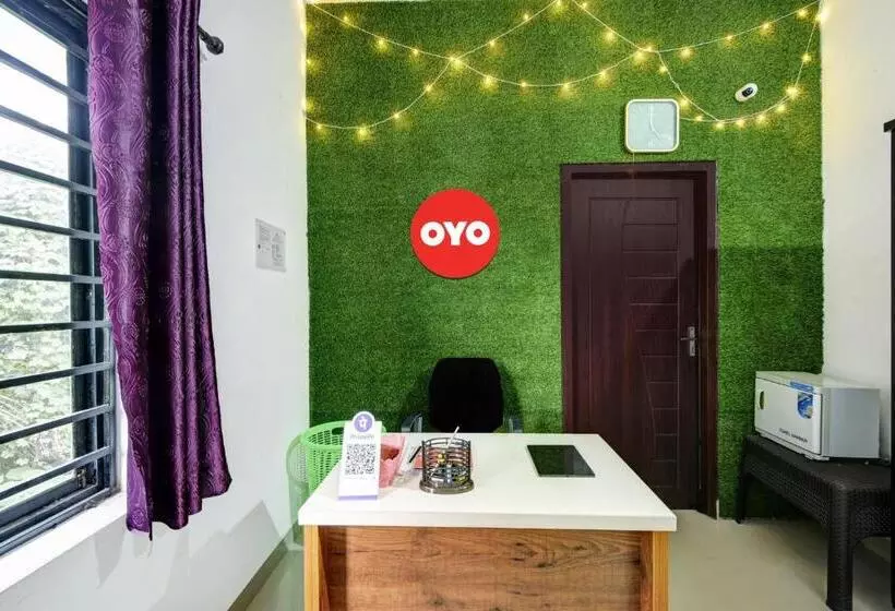 ホテル Oyo Flagship Golden Residency Manjeri