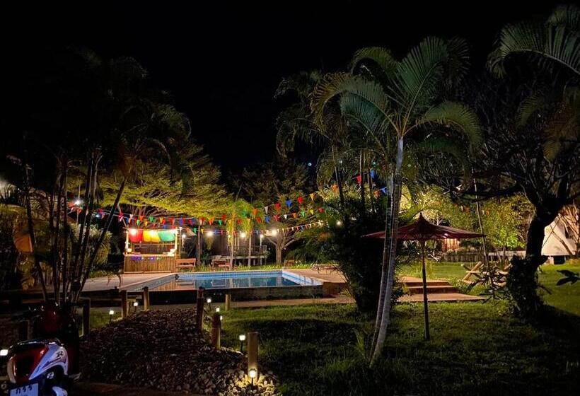 בית מלון כפרי Pai Do See Resort ปายดูซี