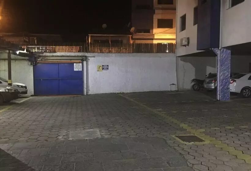 ホテル São Charbel