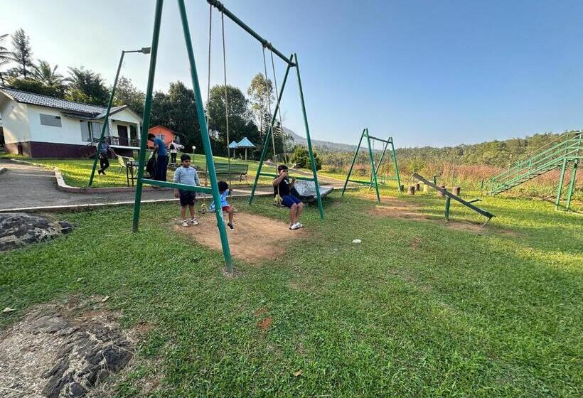 Misty Dam Wayanad Premium Resort With Banasura Dam View