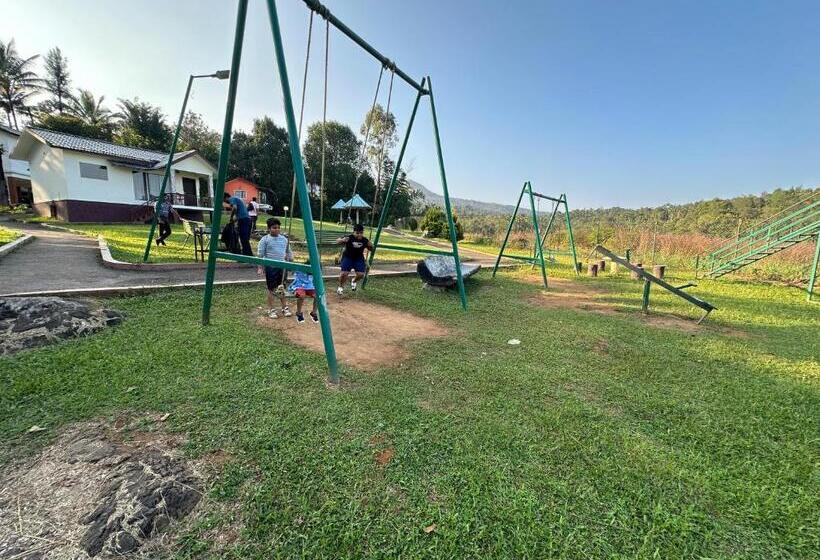 Misty Dam Wayanad Premium Resort With Banasura Dam View