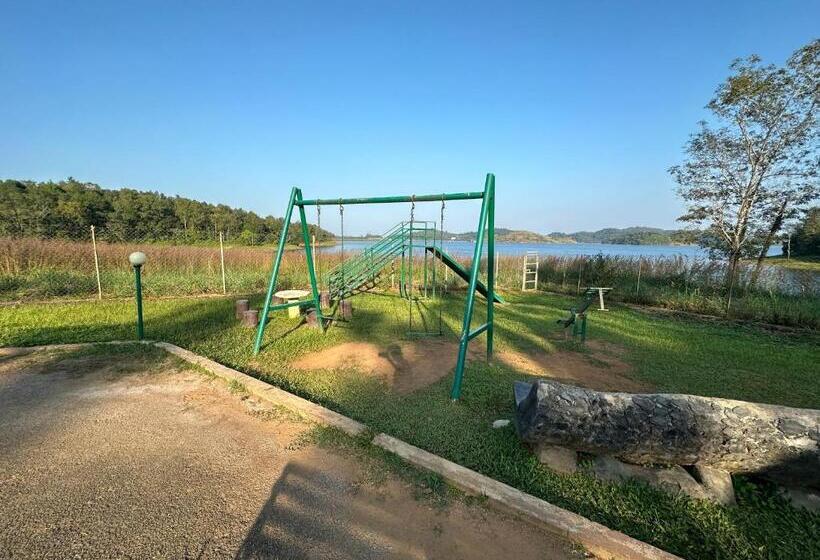 Misty Dam Wayanad Premium Resort With Banasura Dam View