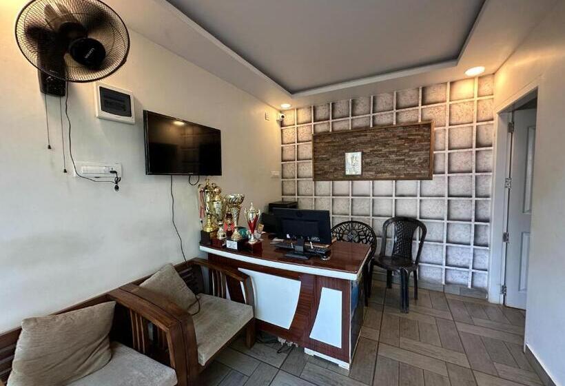 Misty Dam Wayanad Premium Resort With Banasura Dam View