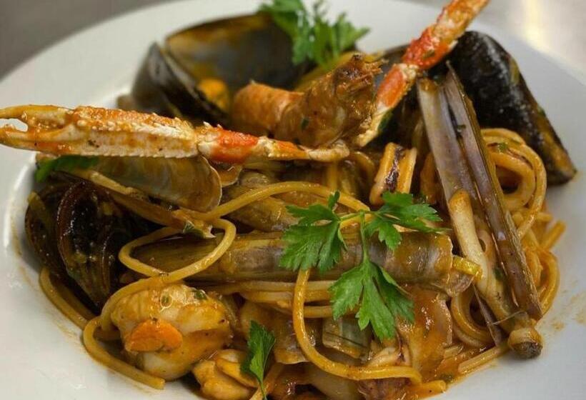 پانسیون Chiarelli House