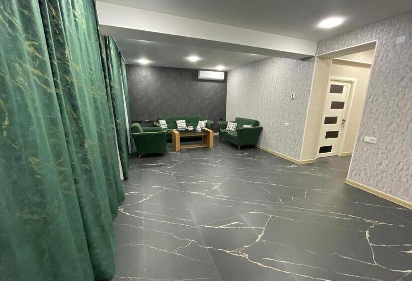 پانسیون Dream Home