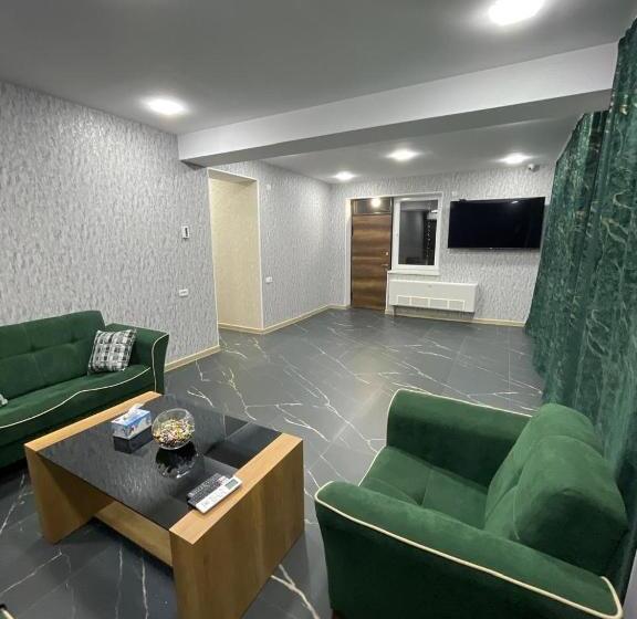 پانسیون Dream Home