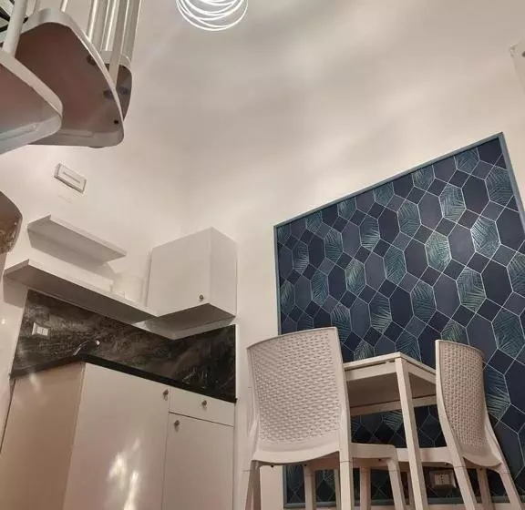 Majatalo Geometric Blue