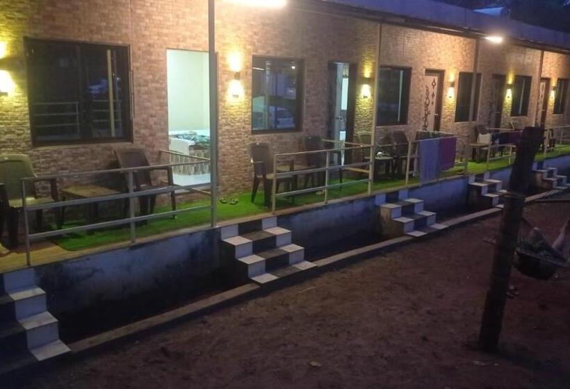 Пансион Madhuban