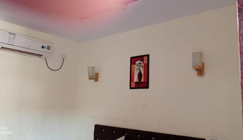 Пансион Madhuban