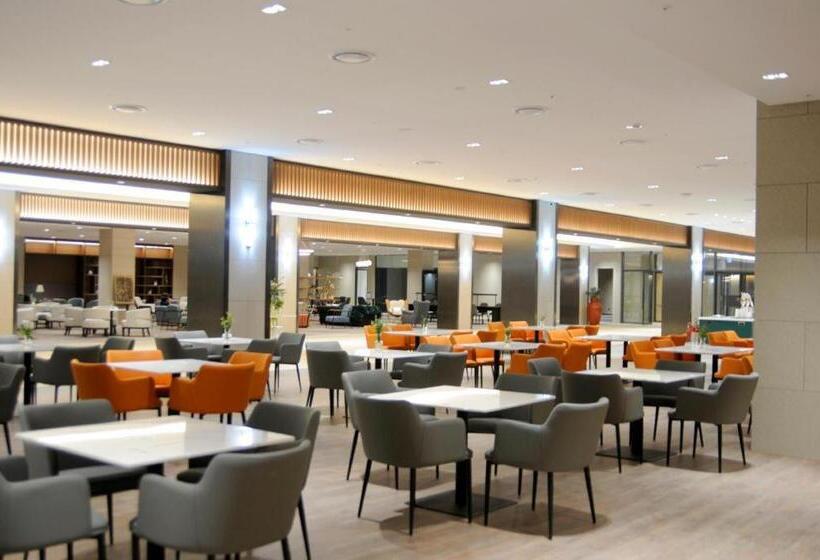 Resort The Community A By City College