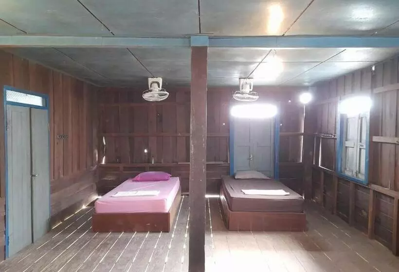 ユースホステル Ta S Dorm Dondet