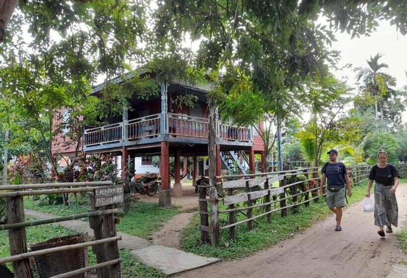 هاستل Ta S Dorm Dondet