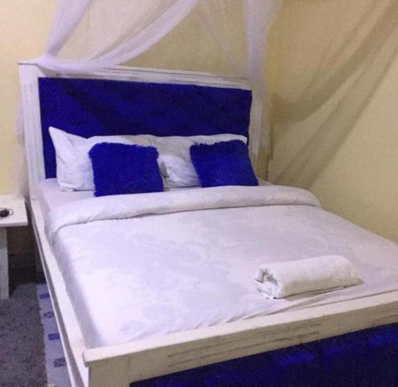 تختخواب و صبحانه Askeutie Homes