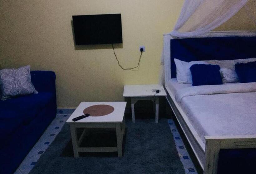 تختخواب و صبحانه Askeutie Homes