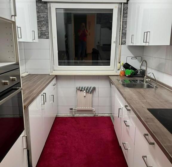 تختخواب و صبحانه Ismail Wohnung 2 Zi. Kranichstein