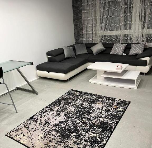 تختخواب و صبحانه Ismail Wohnung 2 Zi. Kranichstein