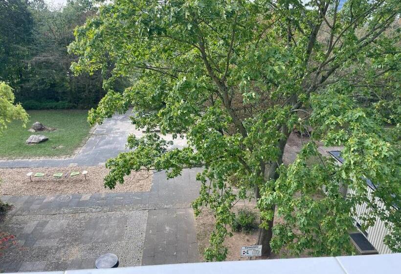 تختخواب و صبحانه Ismail Wohnung 2 Zi. Kranichstein