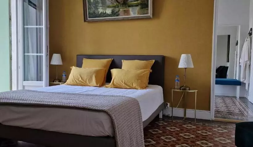 ベッドアンドブレックファースト La Vigneronne De Gigean