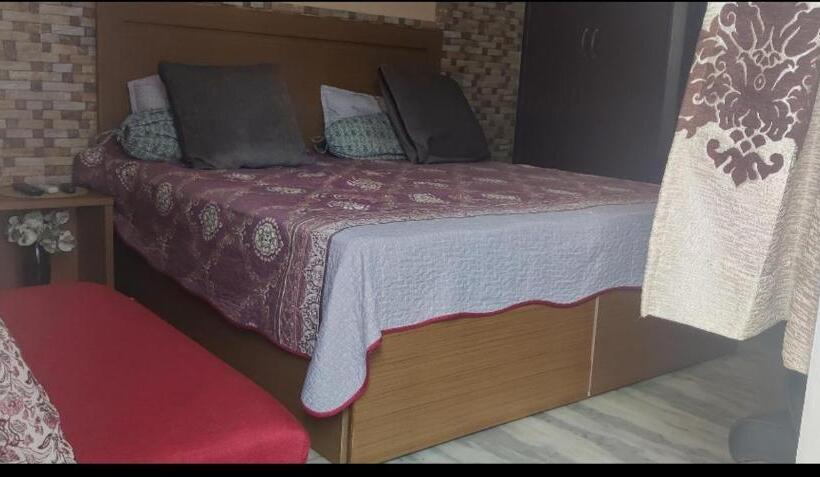 تختخواب و صبحانه Simbha S Homestay