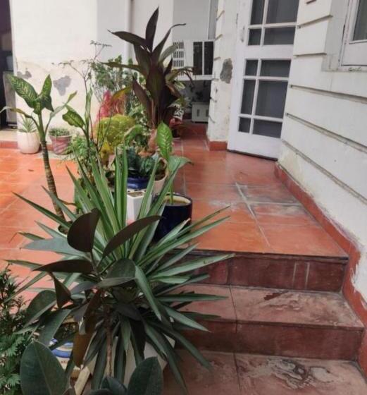 تختخواب و صبحانه Simbha S Homestay