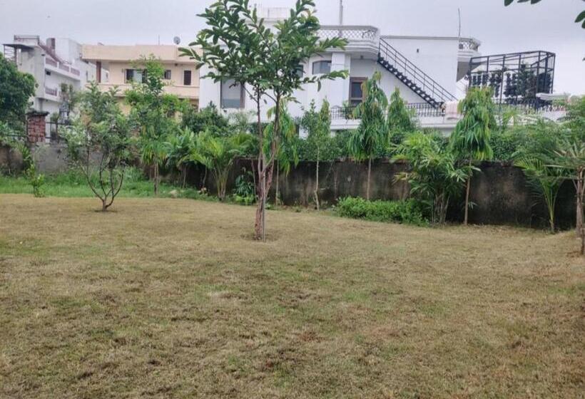 تختخواب و صبحانه Simbha S Homestay