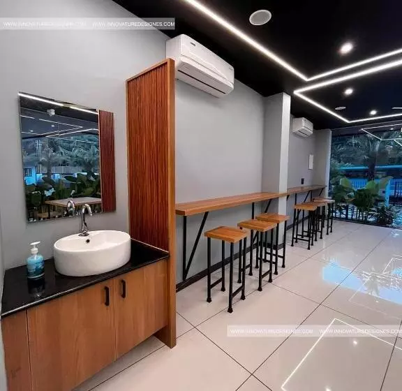 ホテル 24inn Residency