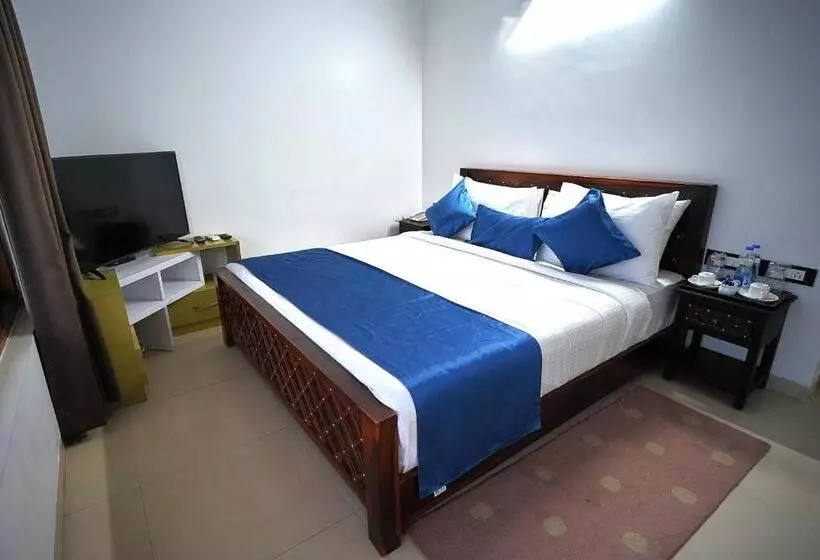 ホテル Alekhya Suites   Panaji