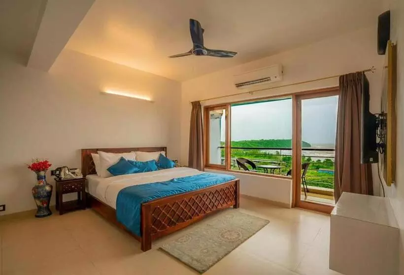 ホテル Alekhya Suites   Panaji