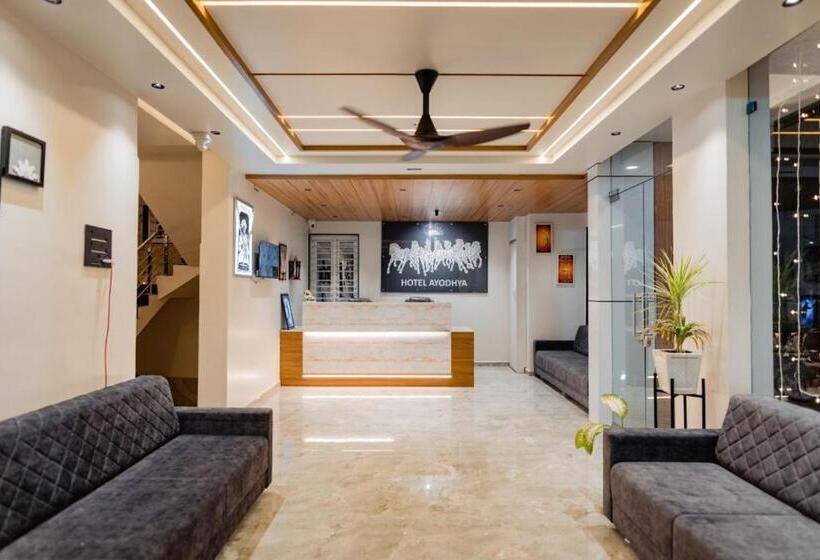 Hotel Ayodhya