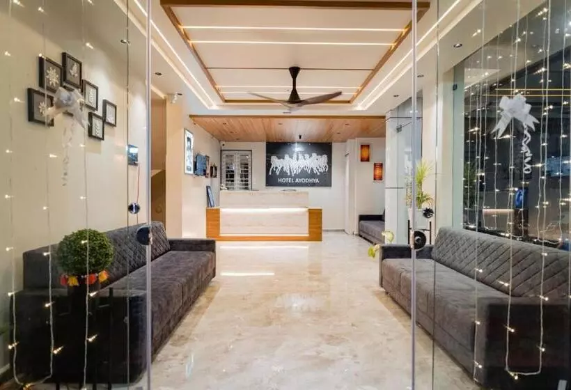ホテル Ayodhya