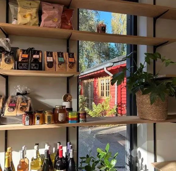 Hotelli Cabanes Avec Jacuzzi Les Pieds Dans La Vignes