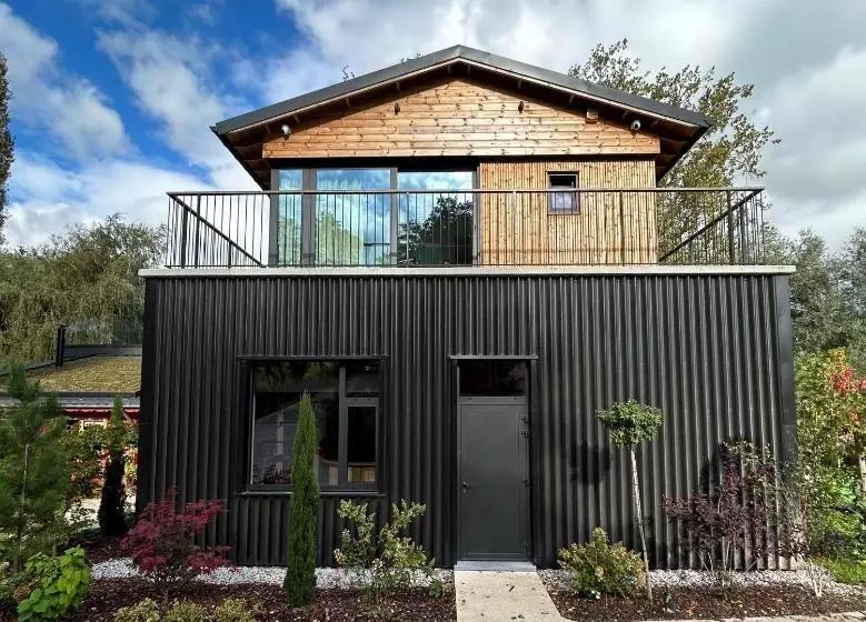 Hotelli Cabanes Avec Jacuzzi Les Pieds Dans La Vignes