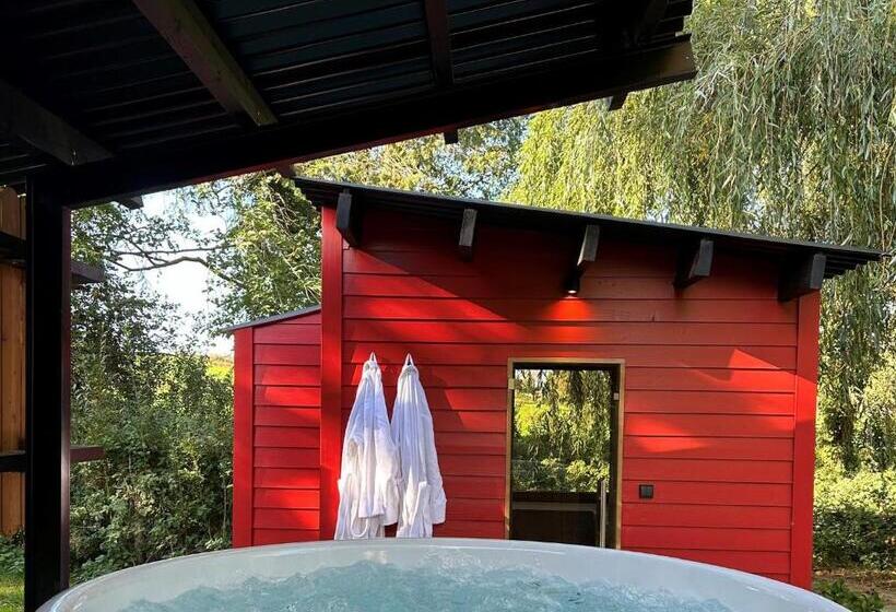 Отель Cabanes Avec Jacuzzi Les Pieds Dans La Vignes