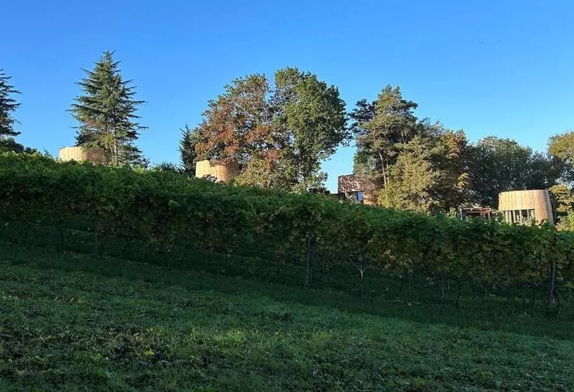 Hotelli Cabanes Avec Jacuzzi Les Pieds Dans La Vignes