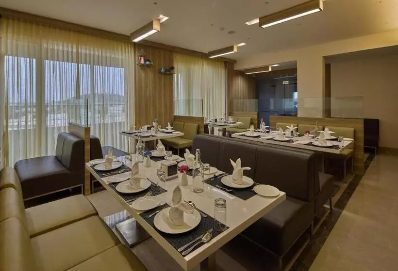 Hotelli Grand Continent Hosur A Sarovar Portico Affiliate