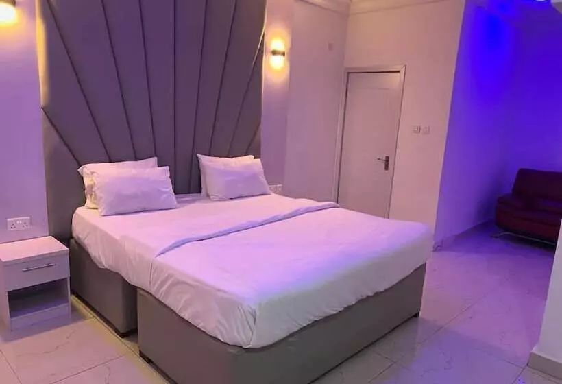 هتل Mansion Signature Homes