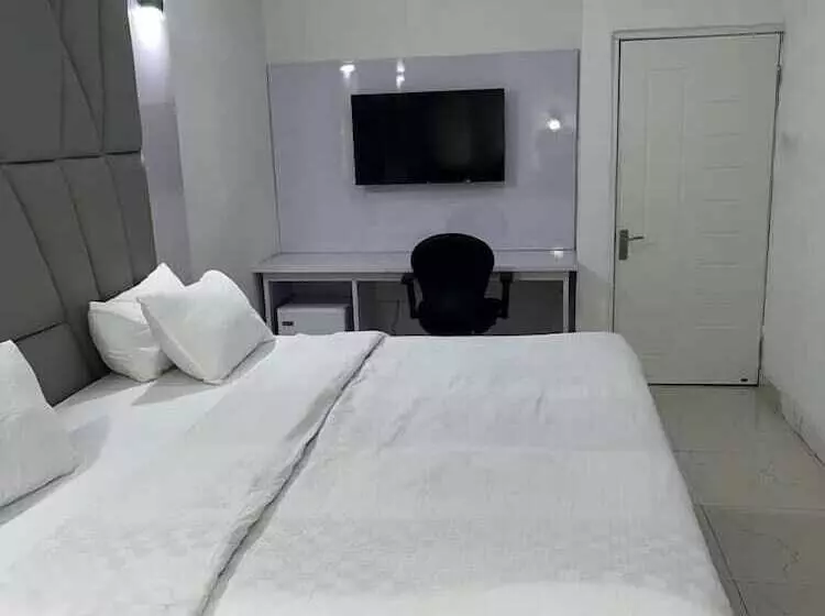 هتل Mansion Signature Homes