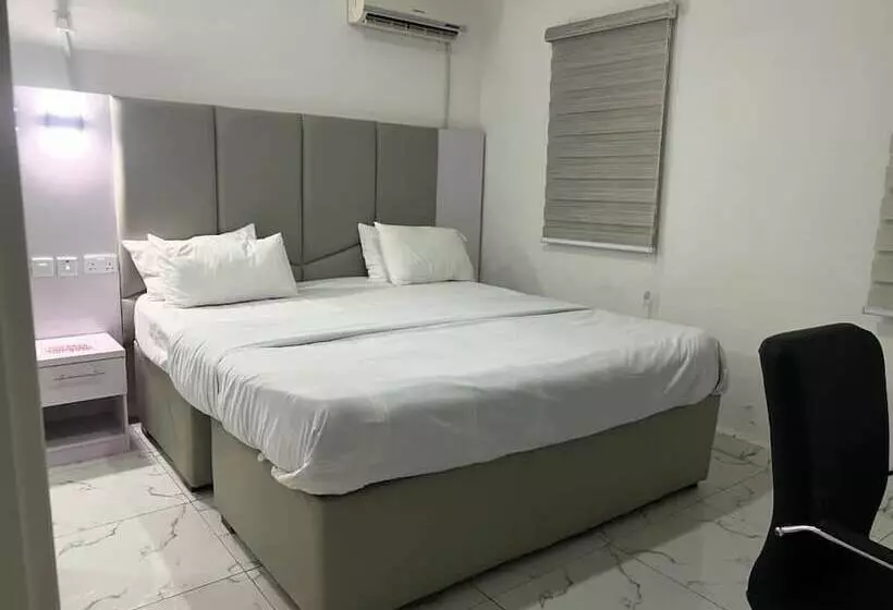 هتل Mansion Signature Homes