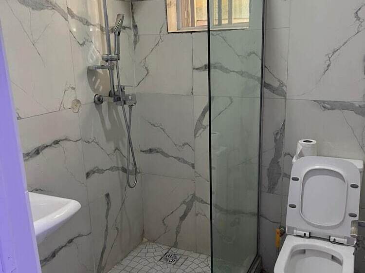 هتل Mansion Signature Homes