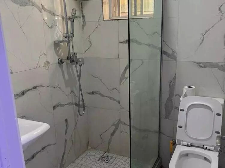 هتل Mansion Signature Homes